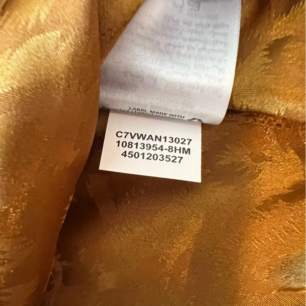 New NWT Bar III Gold Plus V-neck Animal Jacquard Blouse Size 1X - Picture 9 of 9